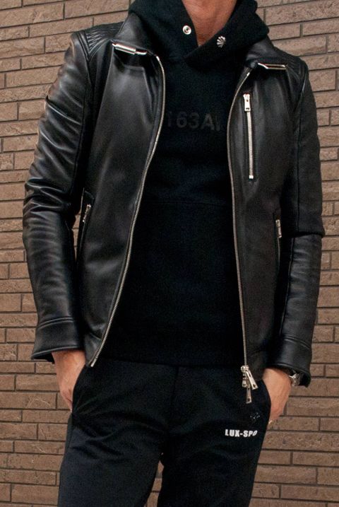 "LUXURY SPORTS"ブラックスタイル