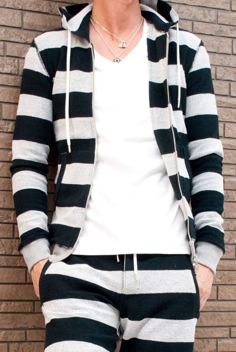 「AKM×World Workers」セットアップコーデ(BLACK / WHITE)