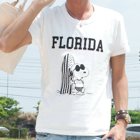 スヌーピー×TMTのコラボ企画スタイル。