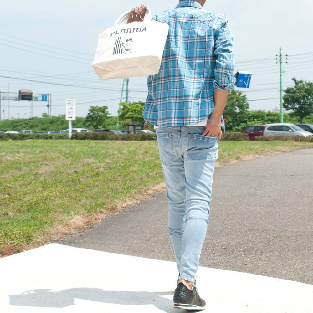 スヌーピー×TMTのコラボ企画スタイル。