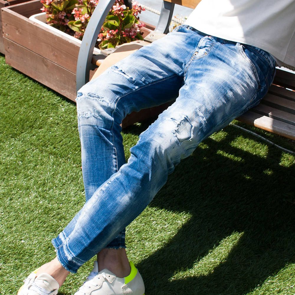 イチオシDSQUARED2デニムを用いたコーディネート