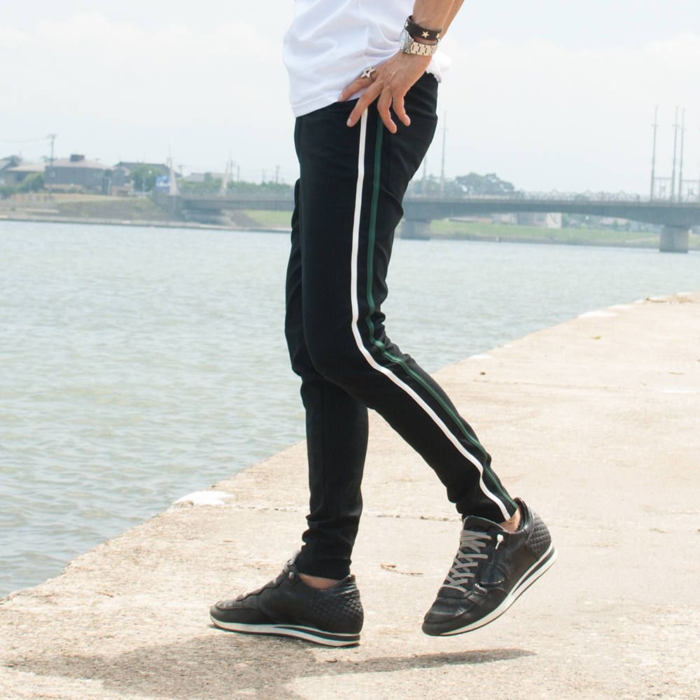 【RESOUND CLOTHING × chemical conbination】別注モデル!