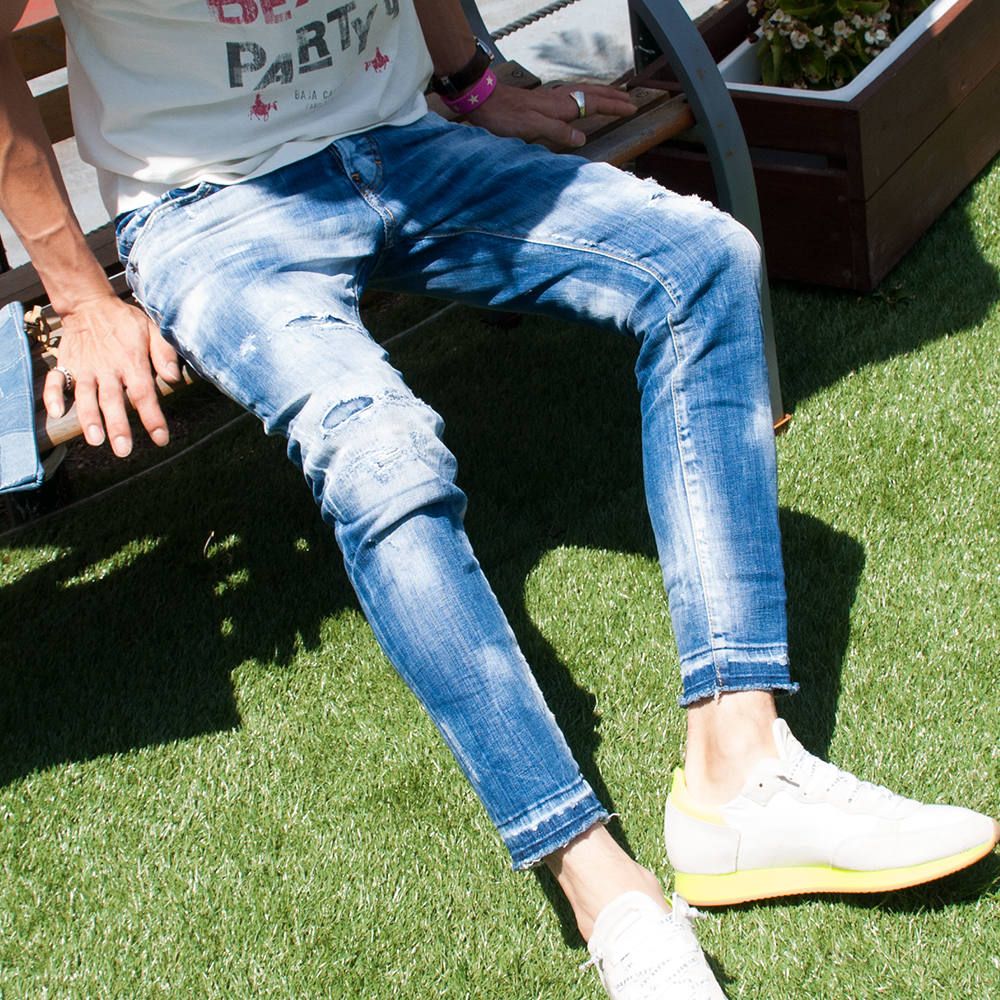 イチオシDSQUARED2デニムを用いたコーディネート