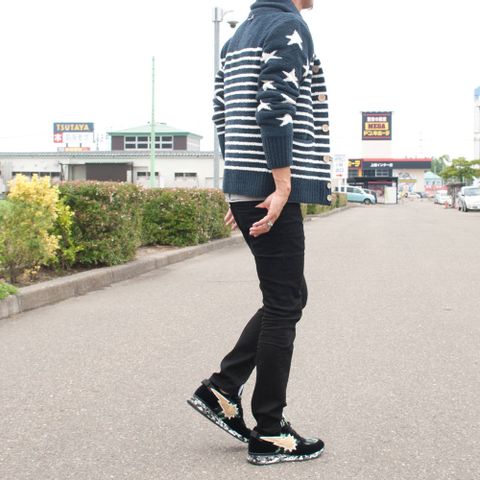 カーディガンスタイル。