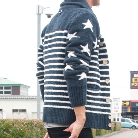 カーディガンスタイル。