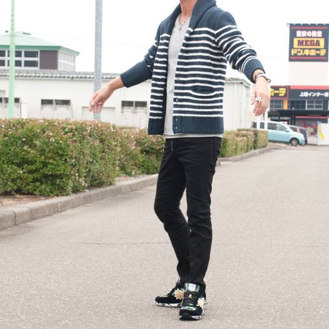 カーディガンスタイル。
