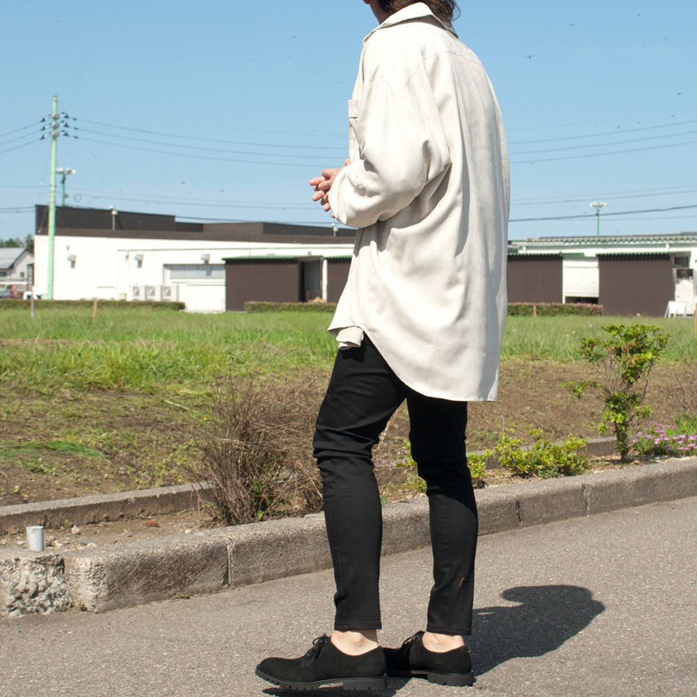 ビッグシルエットシャツのコーディネート