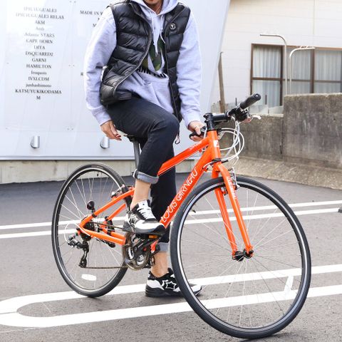 【ケープホーン】ダウンベストサイクリングスタイル。