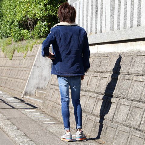 スラブコーデュロイ ボアランチコート(NAVY)。