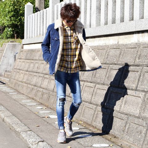 スラブコーデュロイ ボアランチコート(NAVY)。