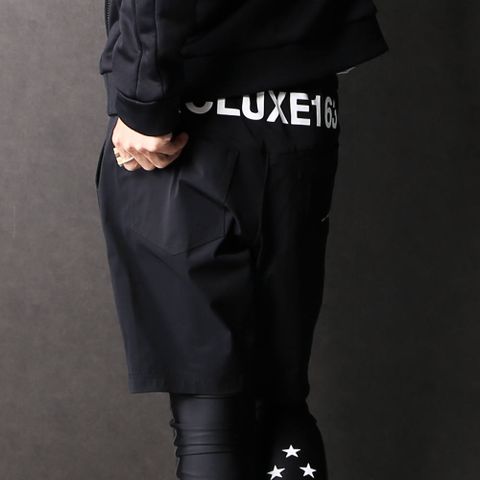 「LUXURY+SPORTS」コーディネート。