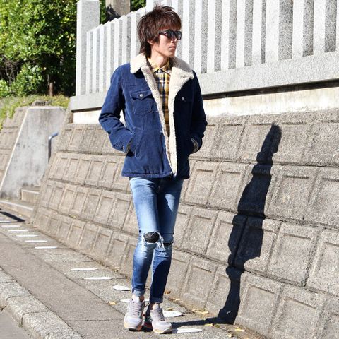 スラブコーデュロイ ボアランチコート(NAVY)。