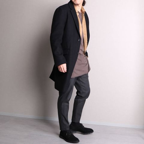 カジュアルに着こなせるチェスターコートスタイル