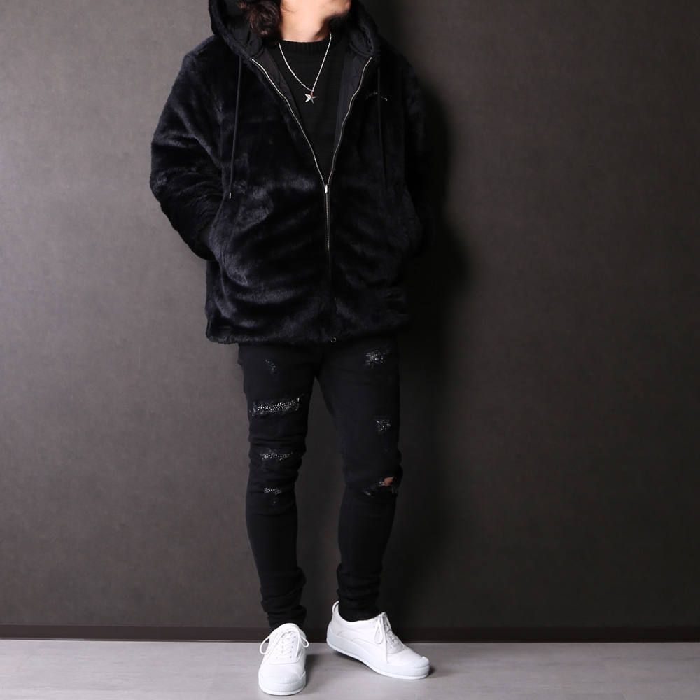 PRIMA LOFT搭載のワークパーカーコーデ
