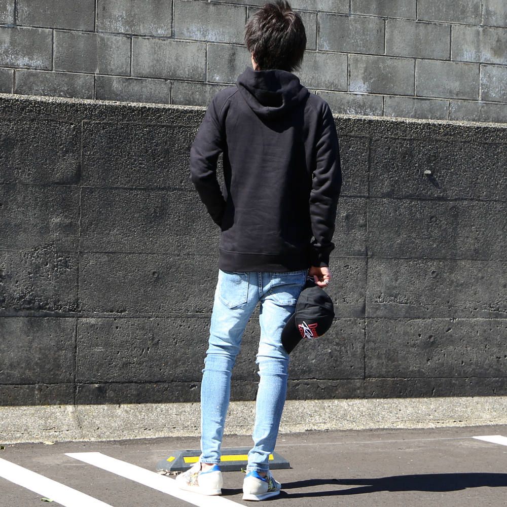 パーカースタイル