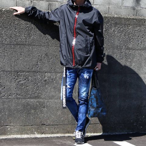ナイロンパーカースタイル