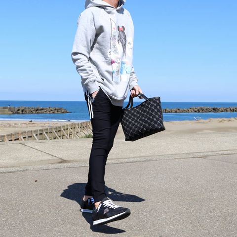 【3種類のBAGを使用】 パーカースタイル