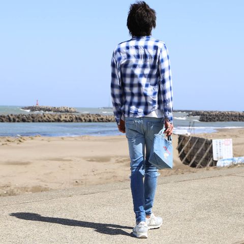 ブルーで春らしく爽やかに