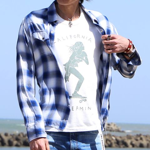 ブルーで春らしく爽やかに