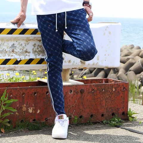 エッジを効かせたストリートスタイル