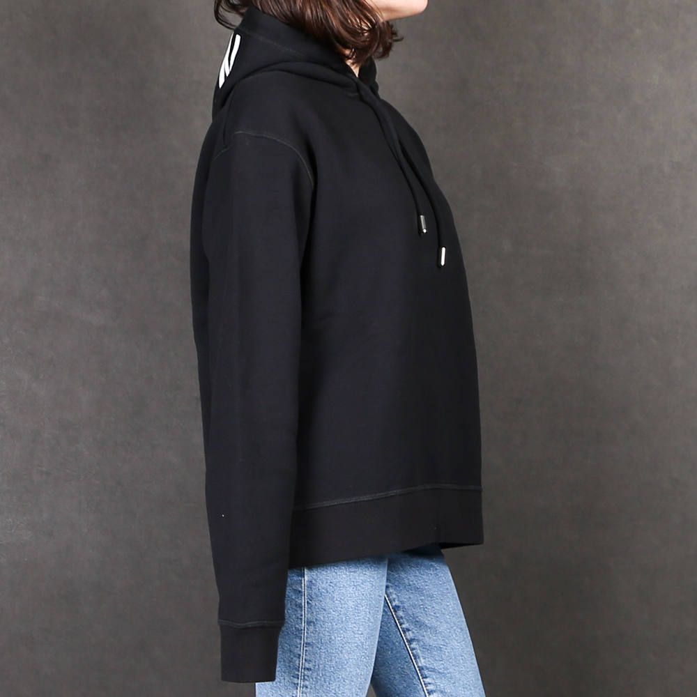 DSQUARED2コーディネート(レディース)