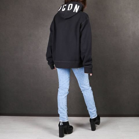 DSQUARED2コーディネート(レディース)