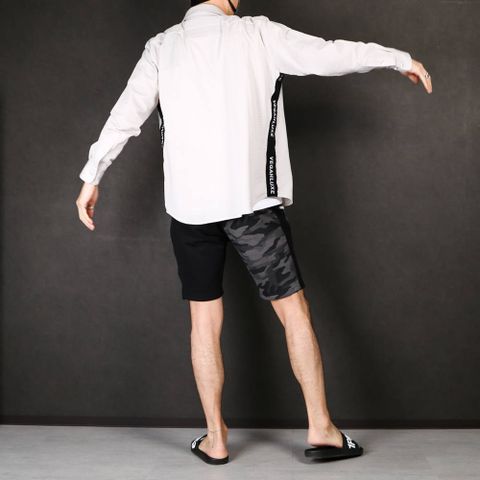 ショートパンツスタイル