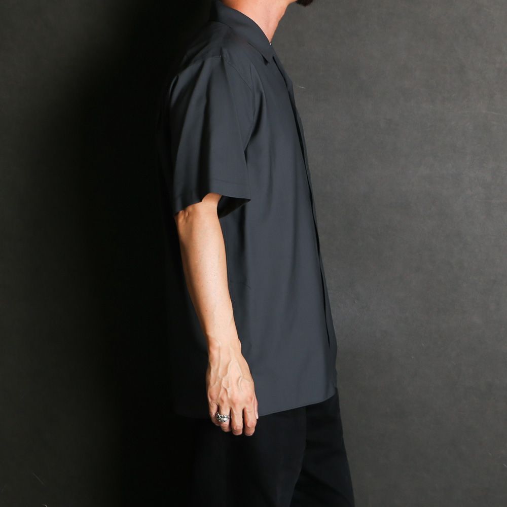 ITALIAN OPEN COLLAR S/S SHIRT - CHARCOAL / オーガニックウール2/80トロピカル - イタリアンオープンカラーS/Sシャツ / A26B04SH03B