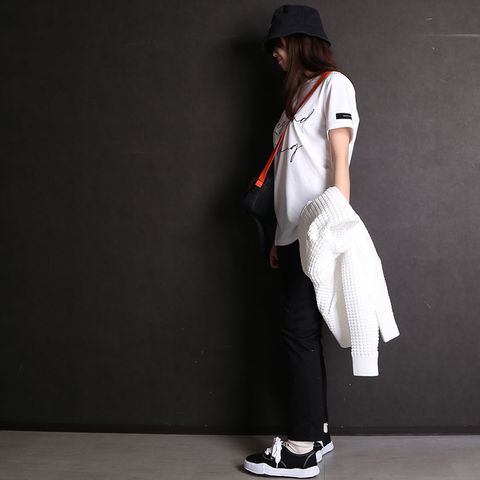 【1PIU1UGUALE3 RELAX】【RESOUND CLOTHING】【Y-3】【Calvin Klein Jeans】【Maison MIHARA YASUHIRO】(女性モデル166cm)