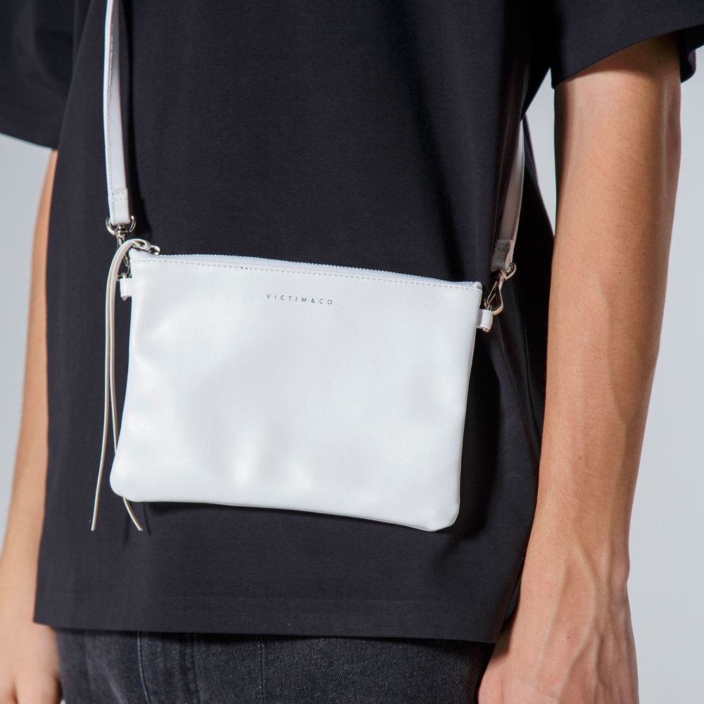 LEATHER SHOULDER BAG / PVCレザー ショルダーバッグ/ VTM-21-A-011