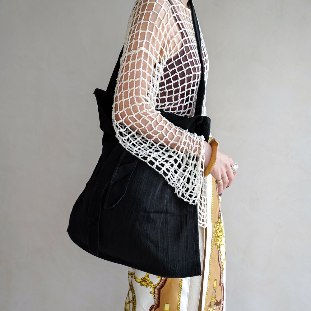 MARY INSIDE OUT TOTE - L / CERATO BRIGHT / BLACK / ITTI-BAG-131-CB