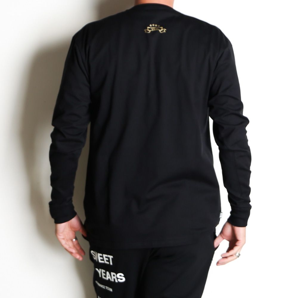 SANS SERIF LOGO L/S TEE - BLACK × GOLD / ロングスリーブTシャツ / 14178J-W