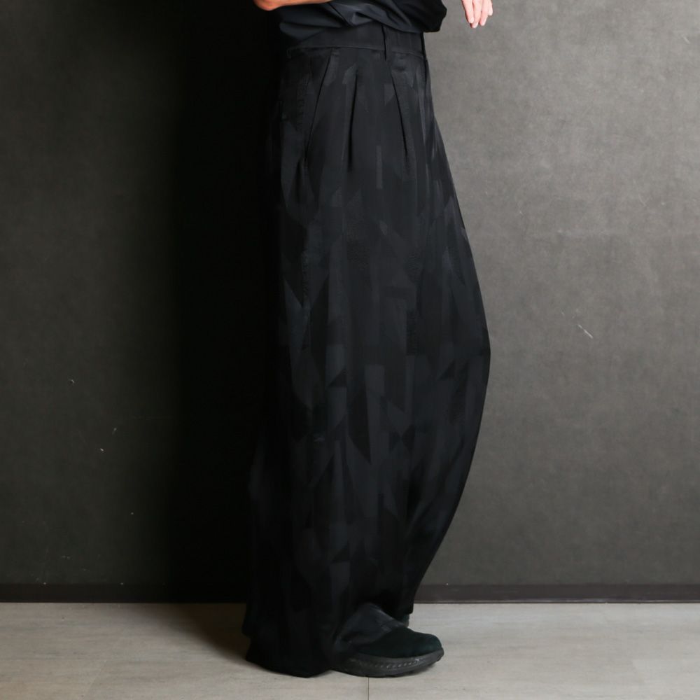 "GEOMETRIC JACQURD" RAYON CUPRA TROUSERS / トラウザー / TA24SS-PT102