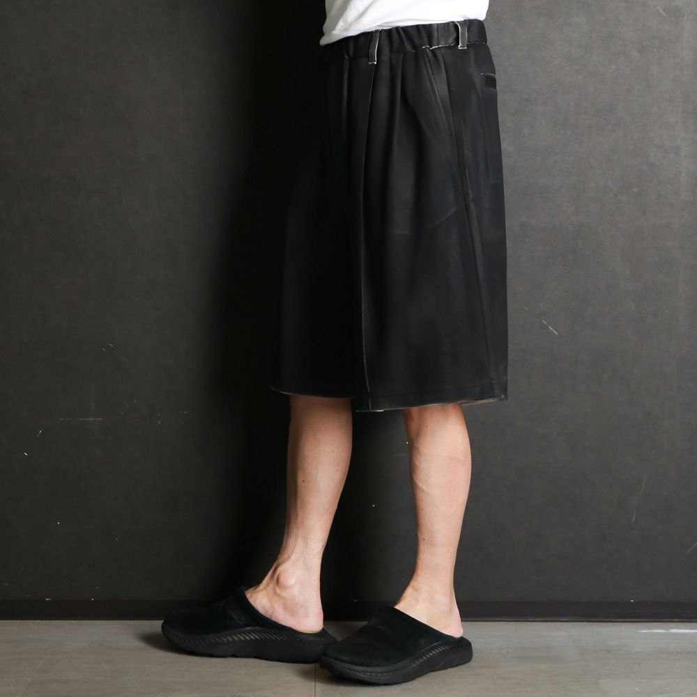 "Leather Coating Jersey" Short Track Pants - Black / レザーコーティングジャージ ショートトラックパンツ / TA26SS-PT090