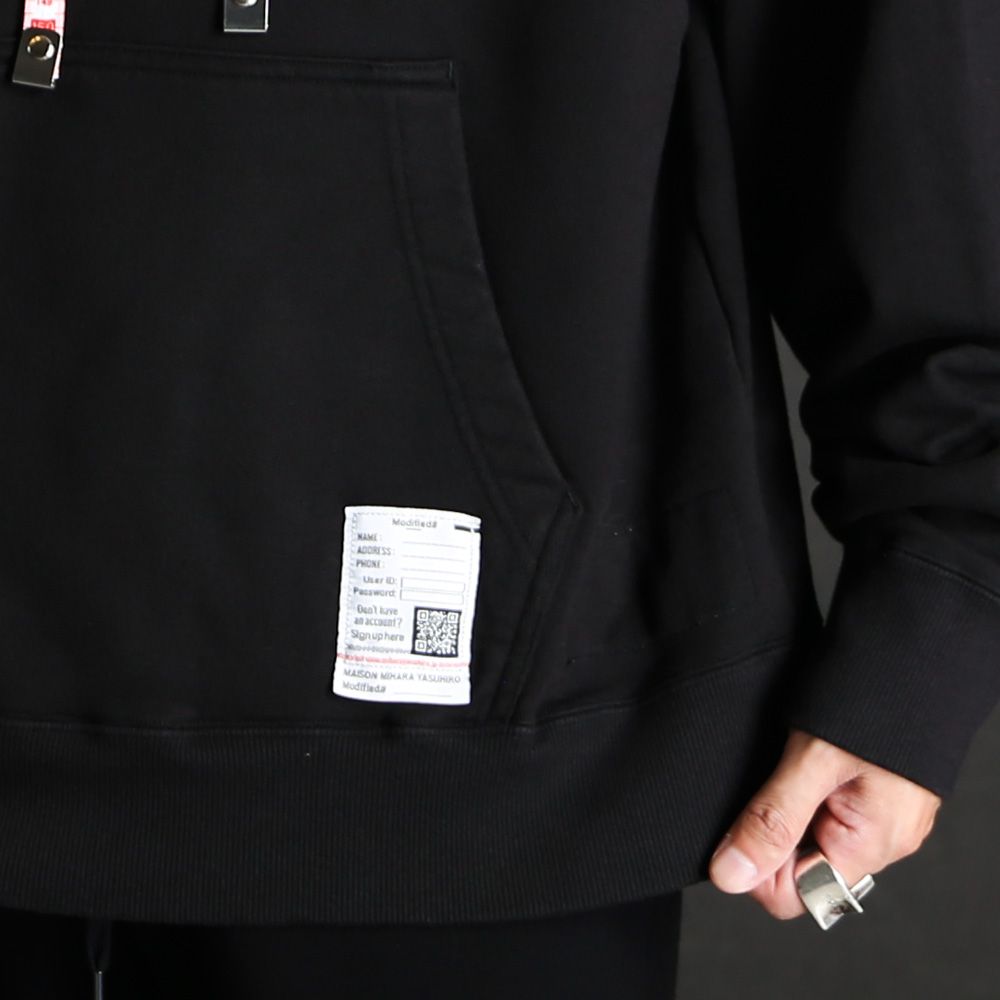 Leon Printed Hoodie - Black / レオン プリント フーディー / J17HD781
