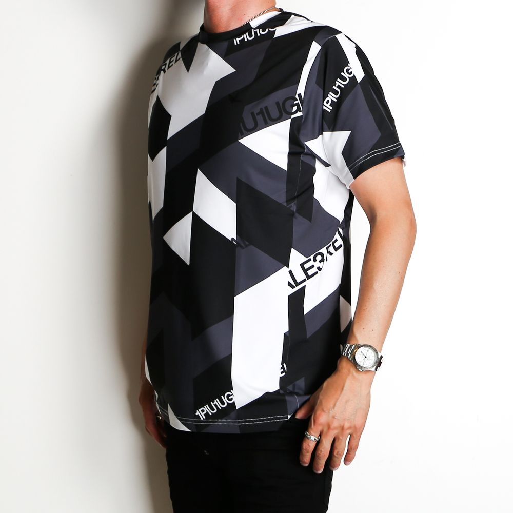 GEOMETRIC RASH GUARD CREW T-SHIRTS / 幾何学柄 ロゴ ラッシュガード Tシャツ  / UST-22009