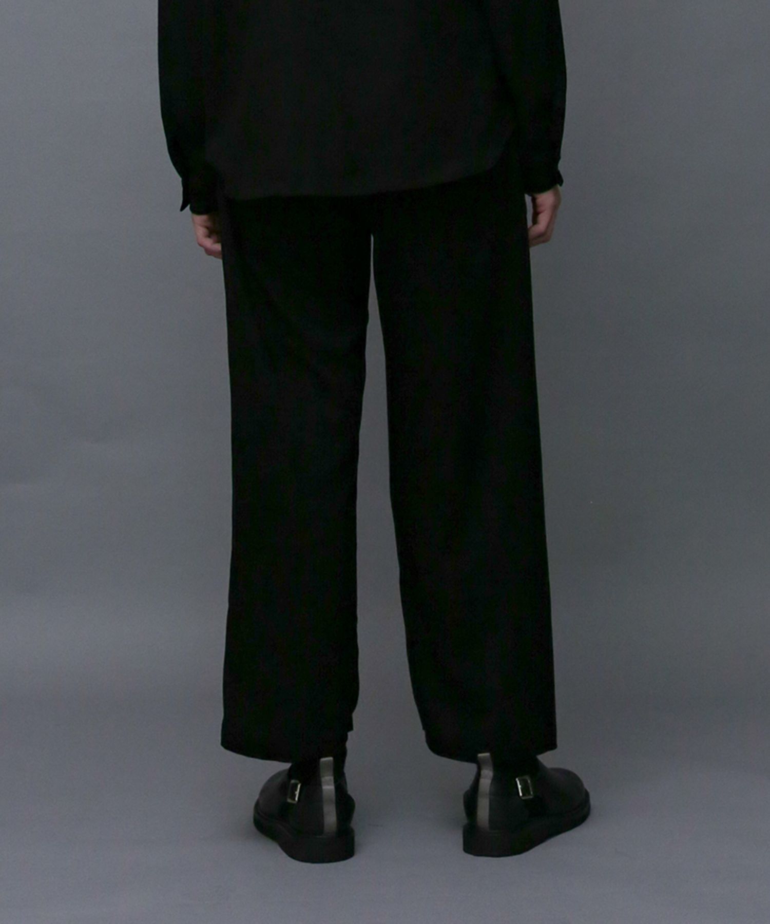 ECO SUEDE 2TUCK WIDE PT / エコスエード 2タックワイドパンツ / 479206