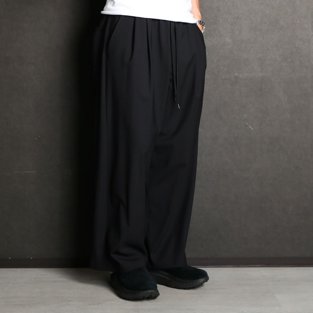 WORSTED WOOL-LIKE TWILL PT / 2タックワイドイージーパンツ / 478214