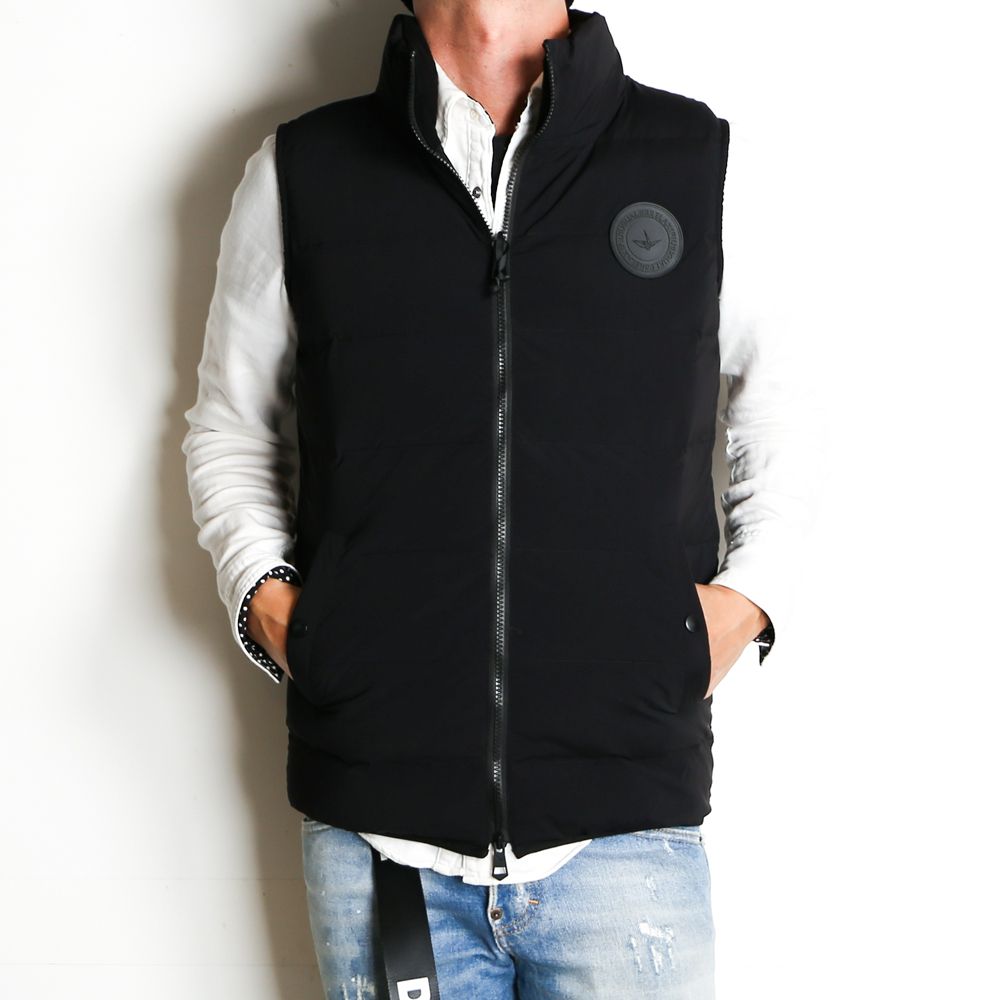 1PIU1UGUALE3 RELAX - BIG LOGO INNER COTTON VEST / バックロゴ 中綿