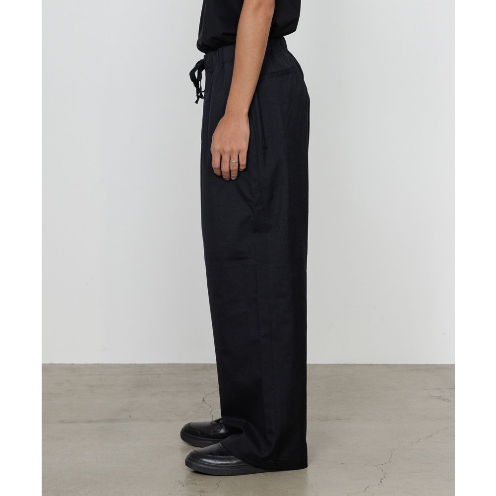 WIDE CYLINDER FIT EASY PANTS - CHANBRAY BLACK / 2/72 ウールトロピカルワッシャー - ワイドシリンダーフィット イージーパンツ / M26A11PT01C