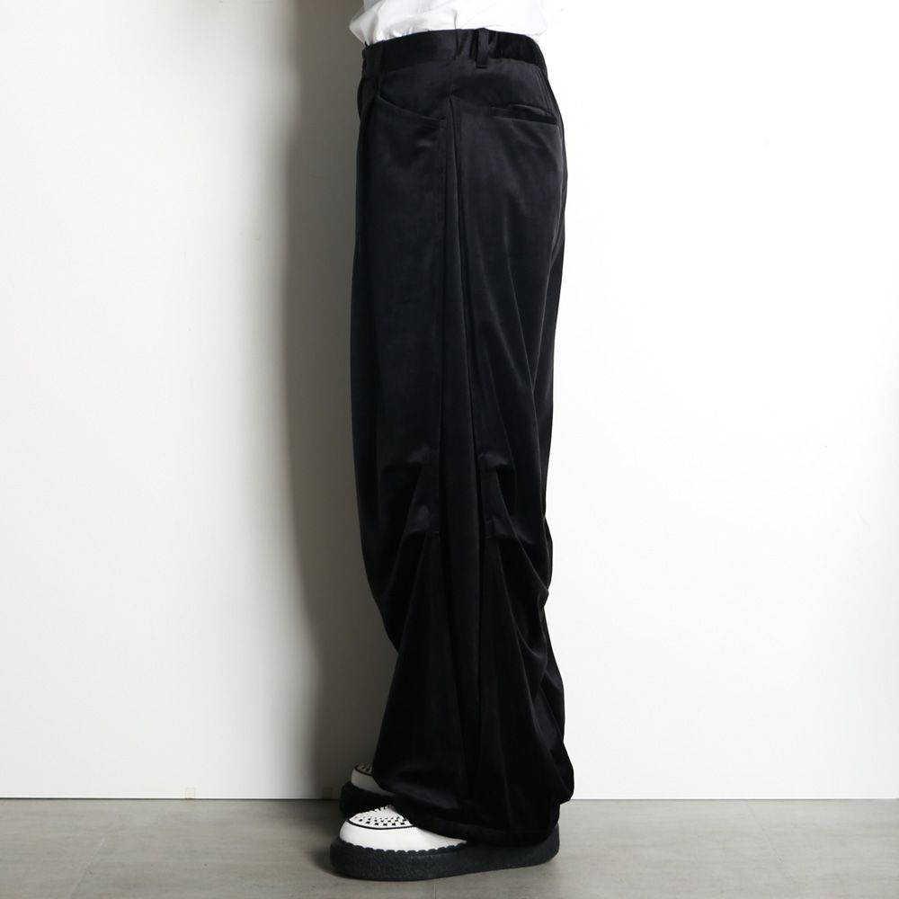 "Velvet" Draped Velvet Tuck Pants - Black / ベルベット タックパンツ / TA26AW-PT066