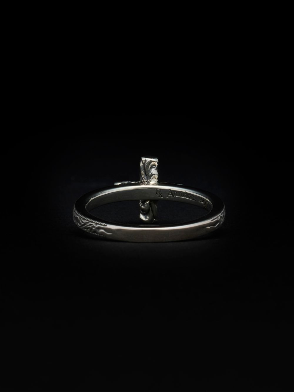 Engraved Tiny Cross Ring / リング / RX-730-1