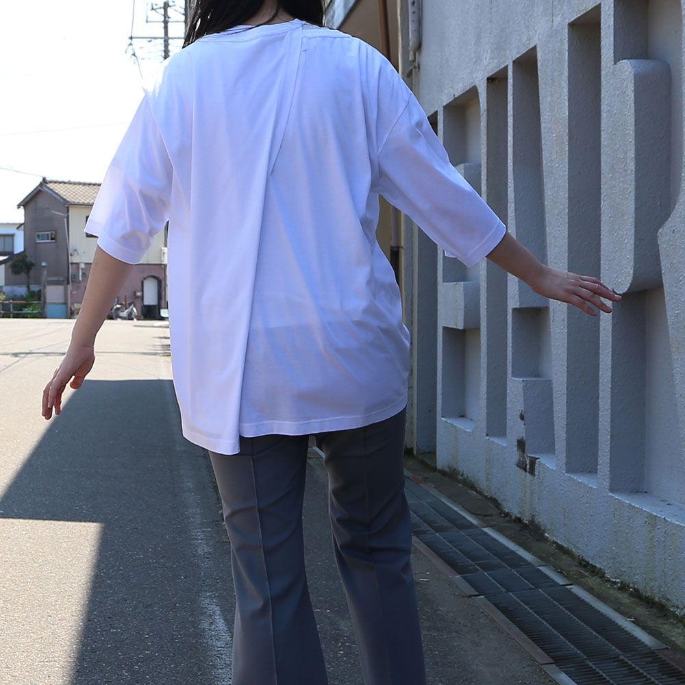 TAAKK×Maison MIHARA YASUHIROコーディネート(女性モデル167cm)