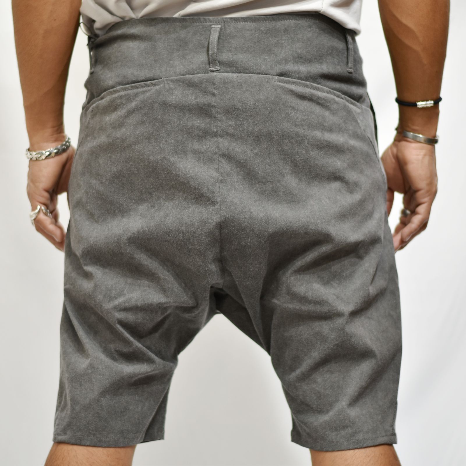 FRONT ZIP SARROUEL SHORT PANTS / UNLINED