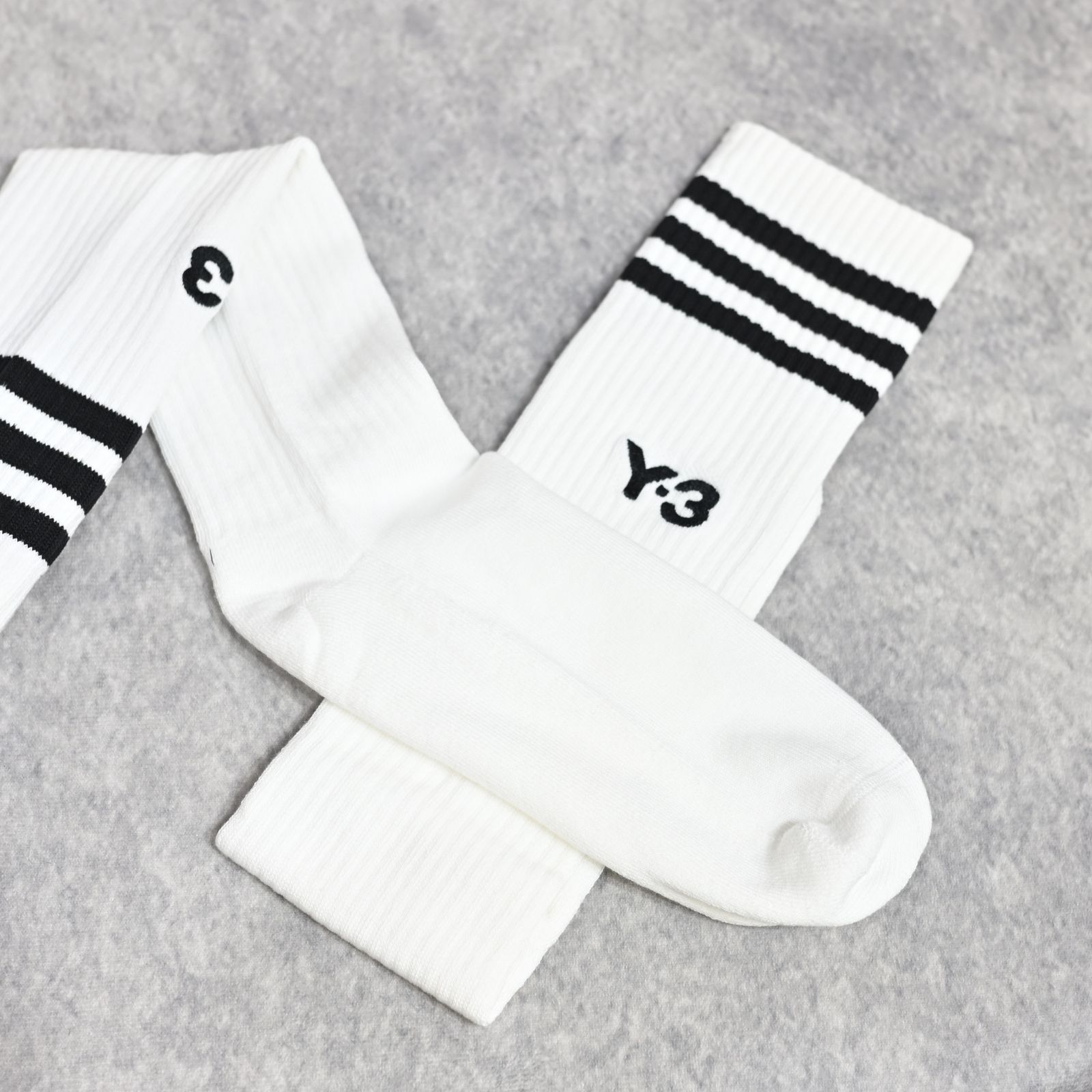 Y-3 STRIPES HIGH SOCKS （WHITE） / ロングソックス （ホワイト） KS1458