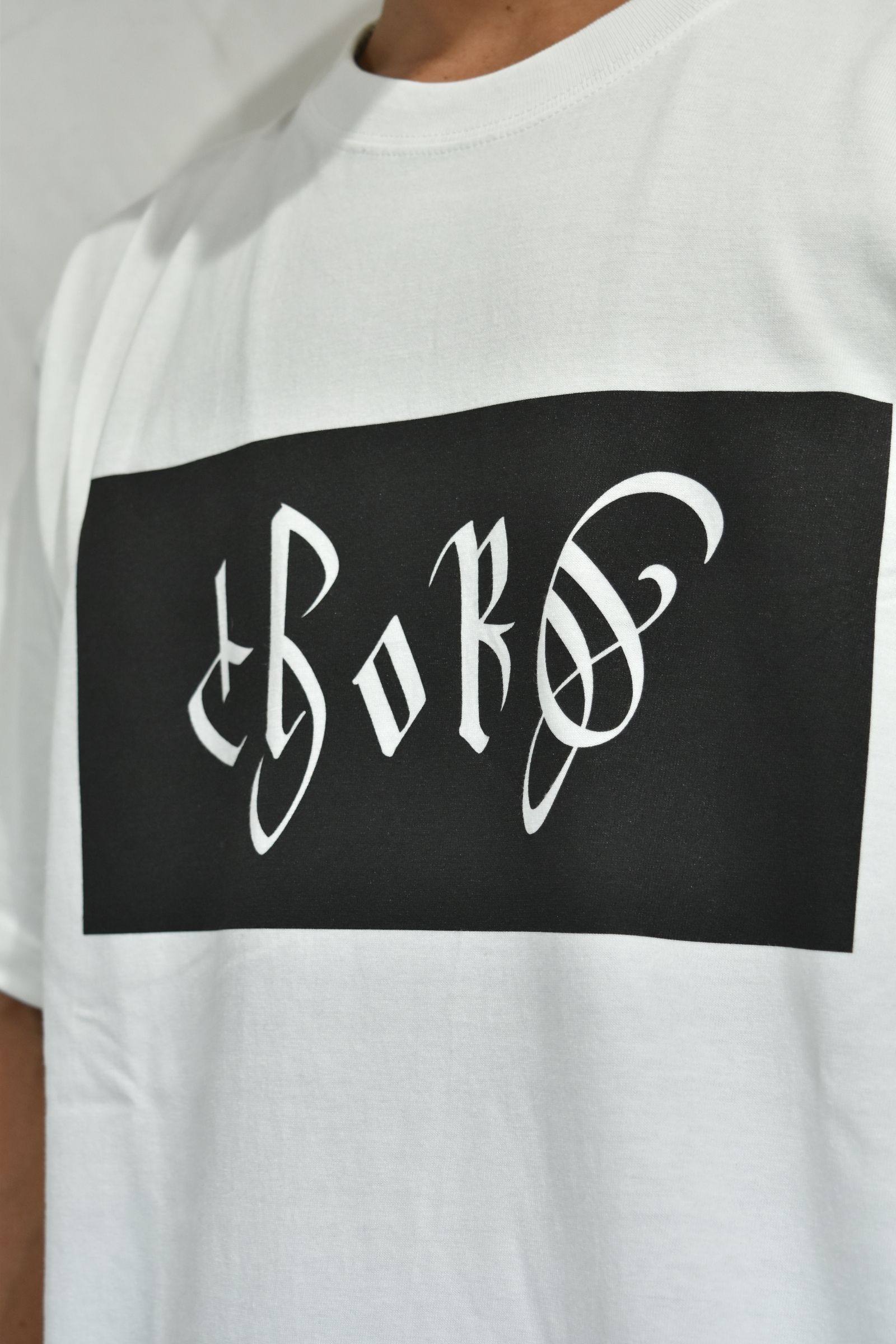 chord ボックスロゴ Tシャツ