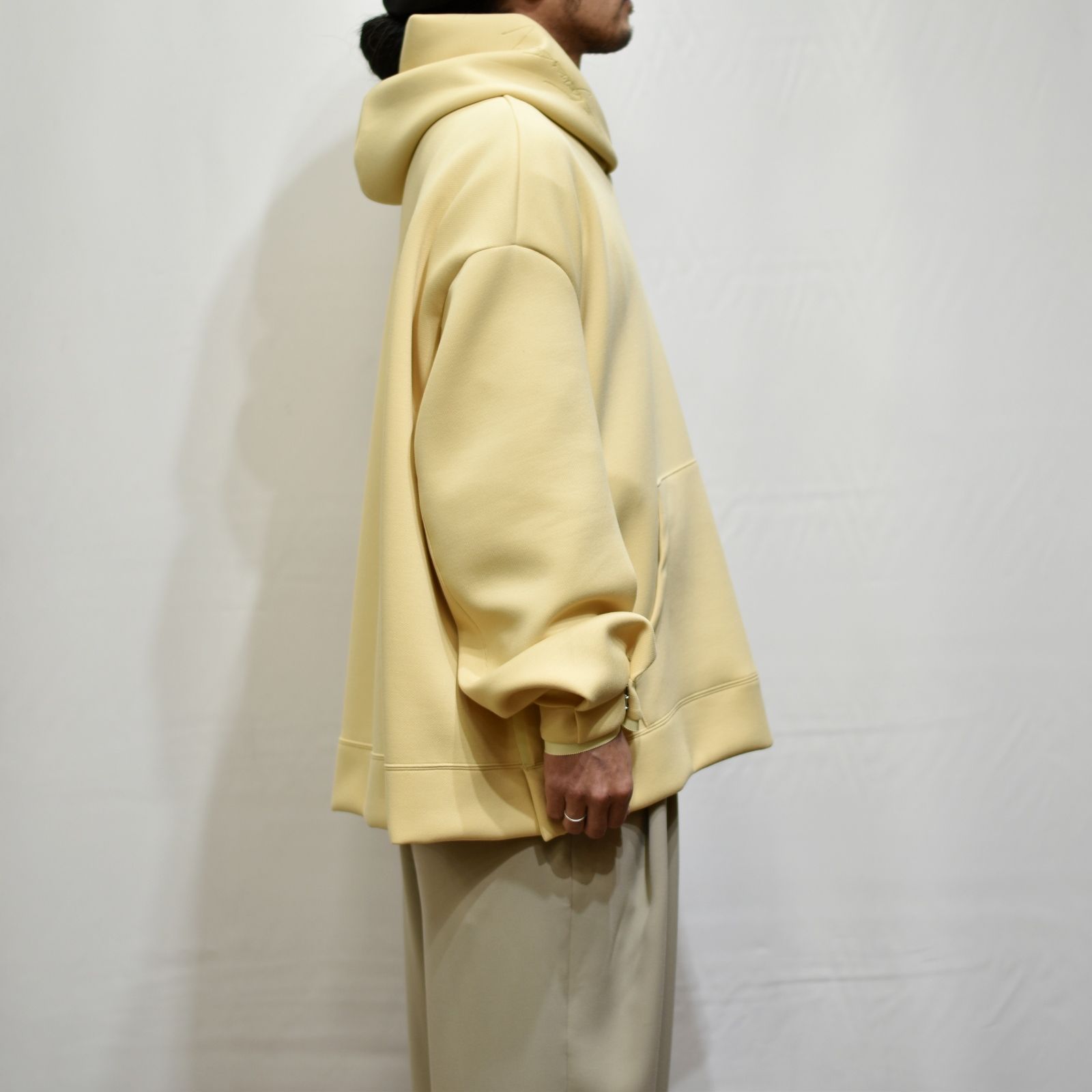 ジップベント フーディ / LB22SS-PK01-NM (PALE YELLOW)