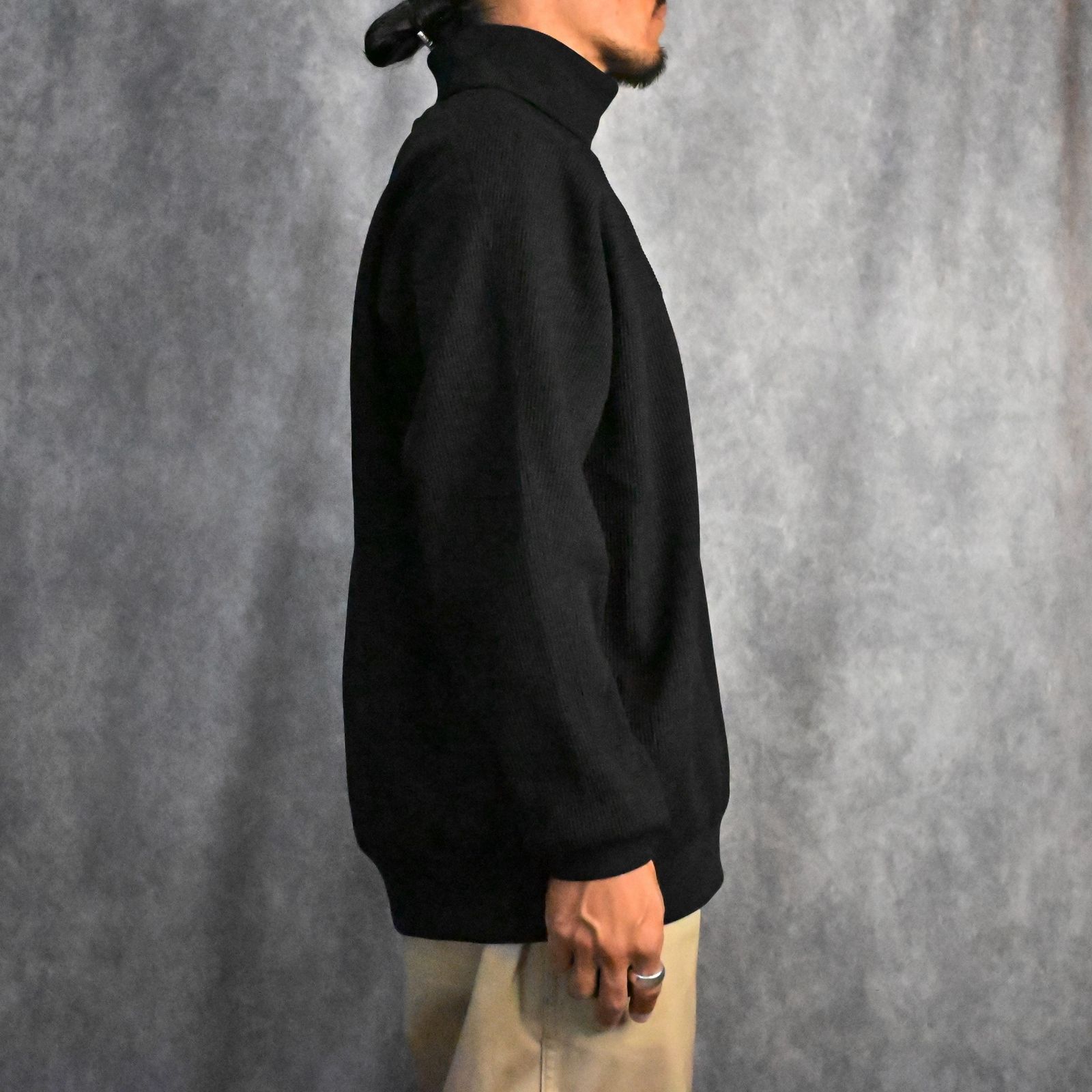 HIGH NECK LONG SLEEVE (BLACK) - ハイネック ロングスリーブ（ブラック）