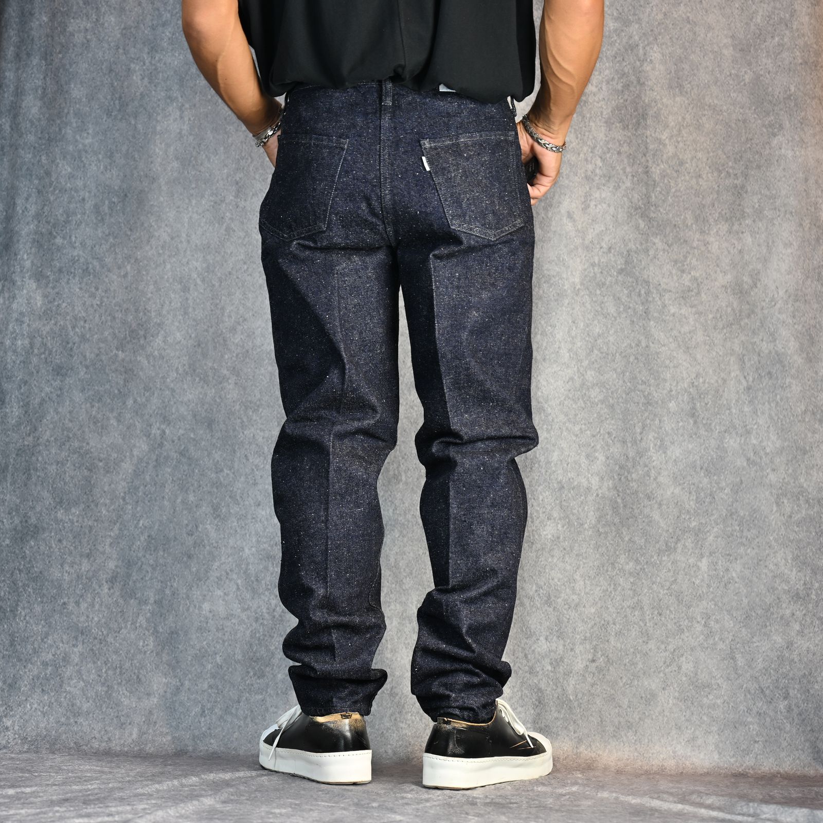 #022 LV MCQUEEN PANTS ONE-WASHED（INDIGO） / テーパード デニムパンツ （インディゴ）
