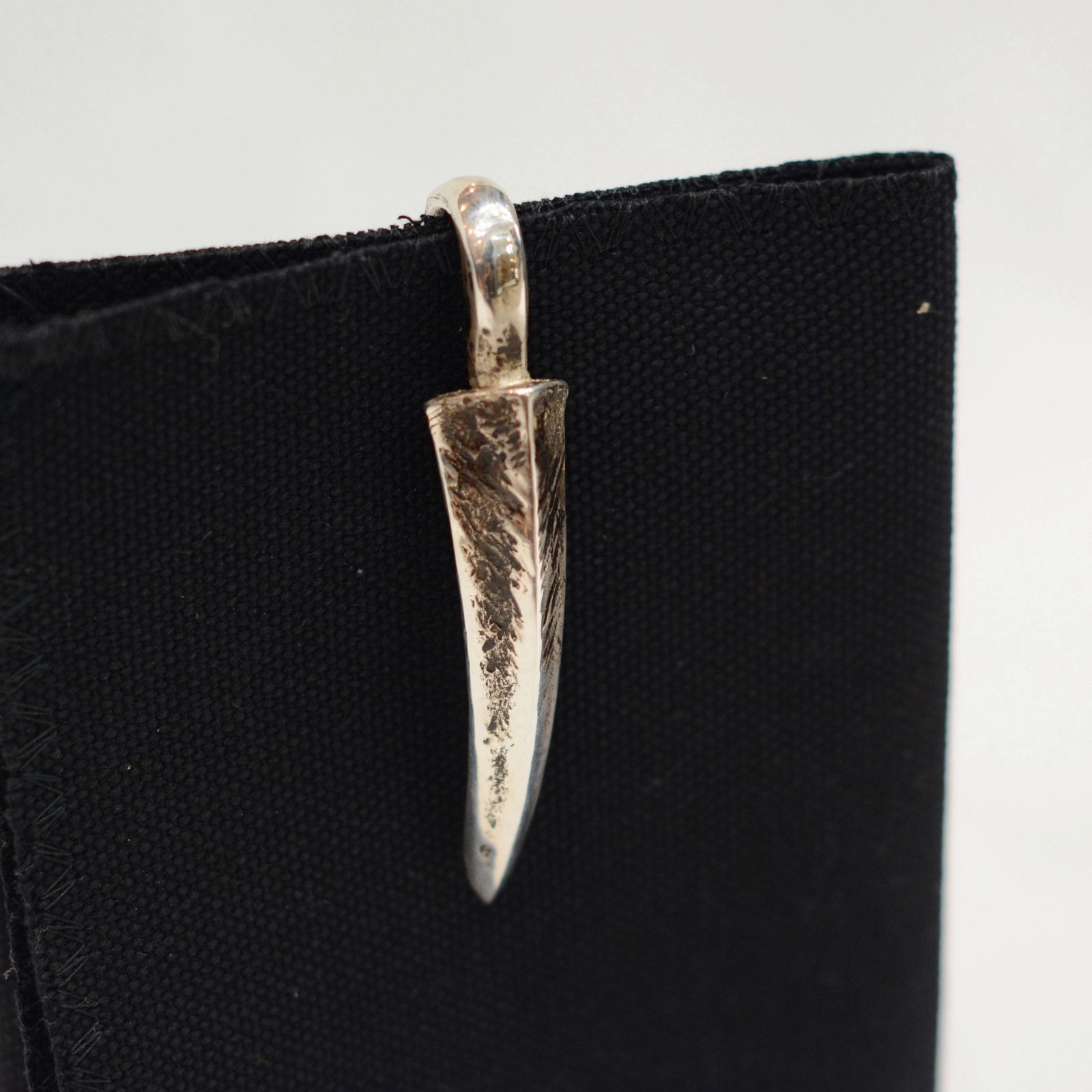 × JUNUEZONO TALON ONE NECKLACE （シルバー）